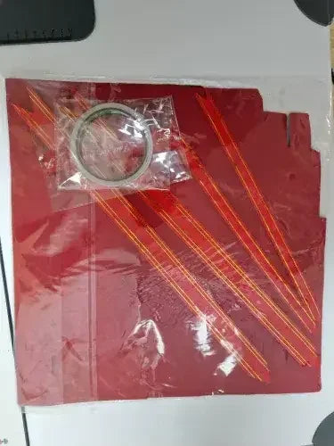 Boîte Cadeau Explosive à Souvenirs — photo d'un client 3